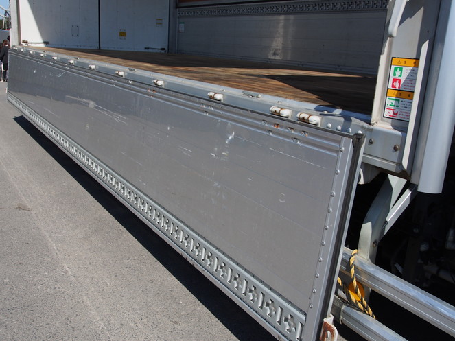 いすゞ フォワード ウイング車 中型 PDG-FRR34T2 年式 H20[写真14]