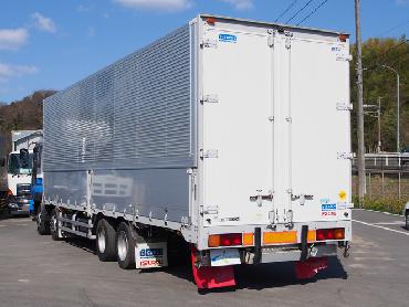 いすゞ ギガ ウイング車 大型 PDG-CYJ77W8 年式 H20 [写真05]