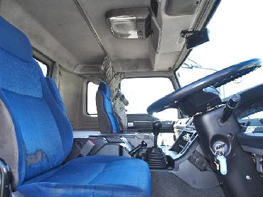 いすゞ ギガ ウイング車 大型 PDG-CYJ77W8 年式 H20 [写真18]