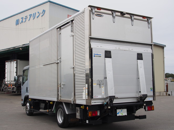 いすゞ エルフ バン車 小型 BKG-NPR85AN 年式 H22[写真04]