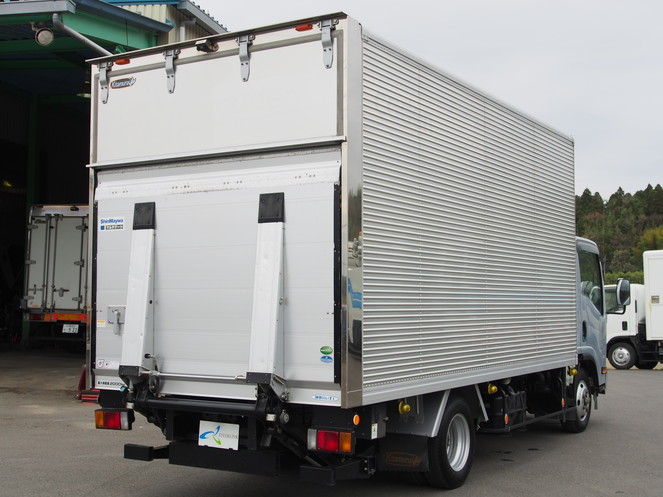 いすゞ エルフ バン車 小型 BKG-NPR85AN 年式 H22[写真05]