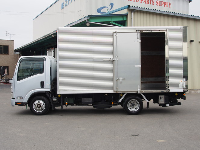 いすゞ エルフ バン車 小型 BKG-NPR85AN 年式 H22[写真07]