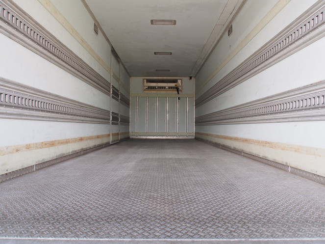 いすゞ フォワード 冷凍バン 中増t PKG-FSR34T2 年式 H21[写真15]