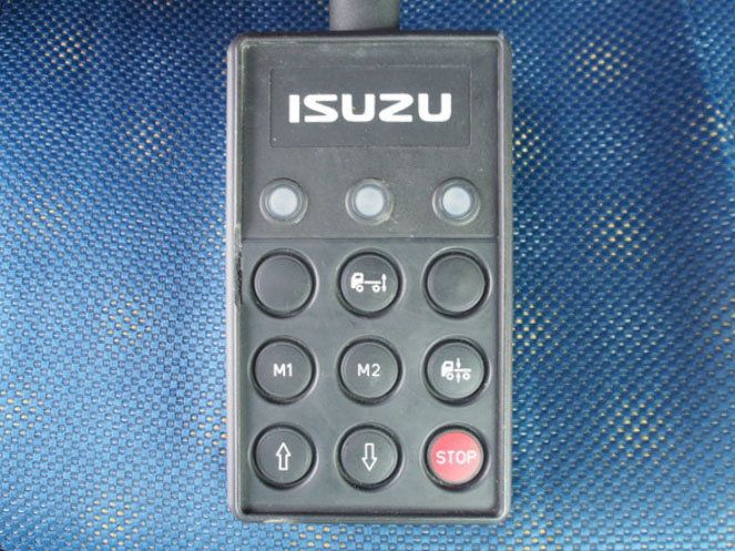 いすゞ ギガ ウイング車 大型 PKG-CYJ77W8 年式 H22[写真19]