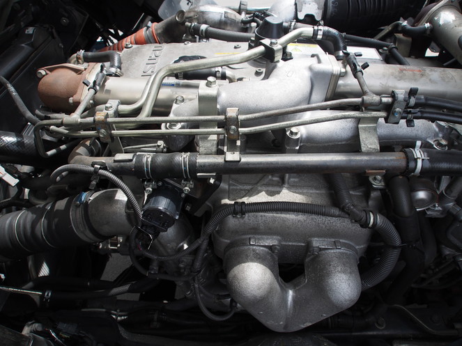 いすゞ ギガ ウイング車 大型 PKG-CYJ77W8 年式 H22[写真22]