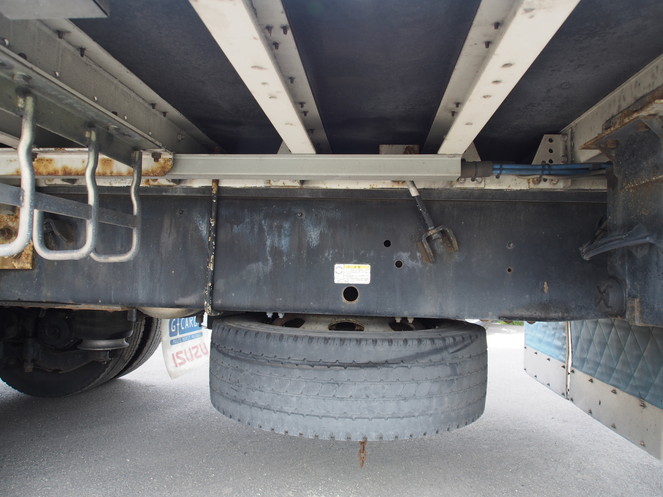 いすゞ ギガ ウイング車 大型 PKG-CYJ77W8 年式 H22[写真27]