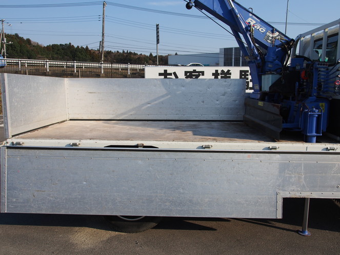 いすゞ エルフ ユニック 小型 PB-NKR81A 年式 H17[写真08]