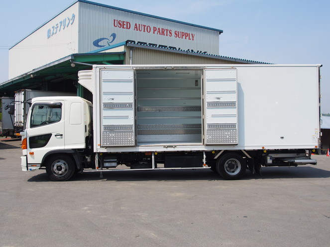 日野 レンジャー 冷凍バン 中型 TKG-FD9JLAA 年式 H24[写真09]