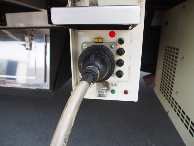 日野 レンジャー 冷凍バン 中型 TKG-FD9JLAA 年式 H24[写真10]