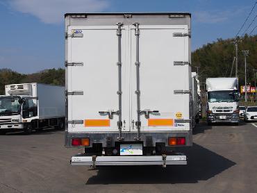 いすゞ フォワード 冷凍バン 中増t PKG-FSR34T2 年式 H21 [写真09]