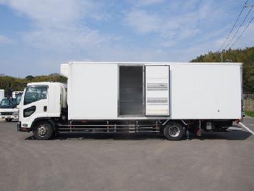 いすゞ フォワード 冷凍バン 中増t PKG-FSR34T2 年式 H21 [写真07]