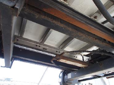 いすゞ フォワード 冷凍バン 中増t PKG-FSR34T2 年式 H21 [写真25]