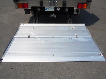 日野 レンジャー 冷凍バン 中型 TKG-FD9JLAA 年式 H24 [写真12]