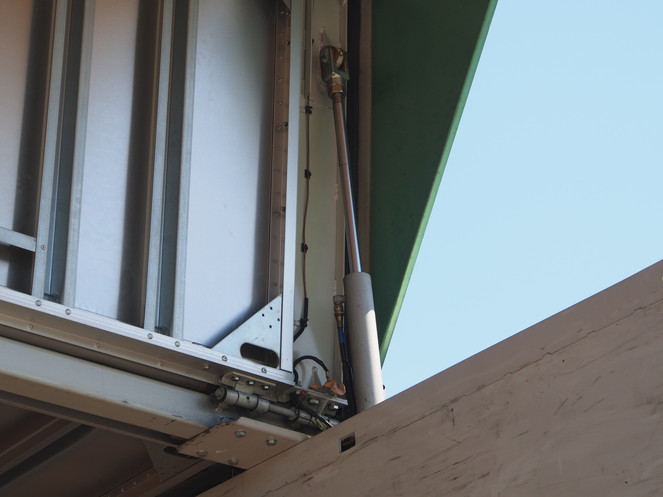 三菱ふそう ファイター ウイング車 中型 PA-FK61F 年式 H18[写真14]