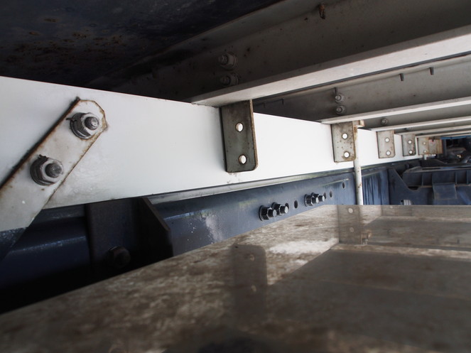 三菱ふそう ファイター ウイング車 中型 PA-FK61F 年式 H18[写真32]