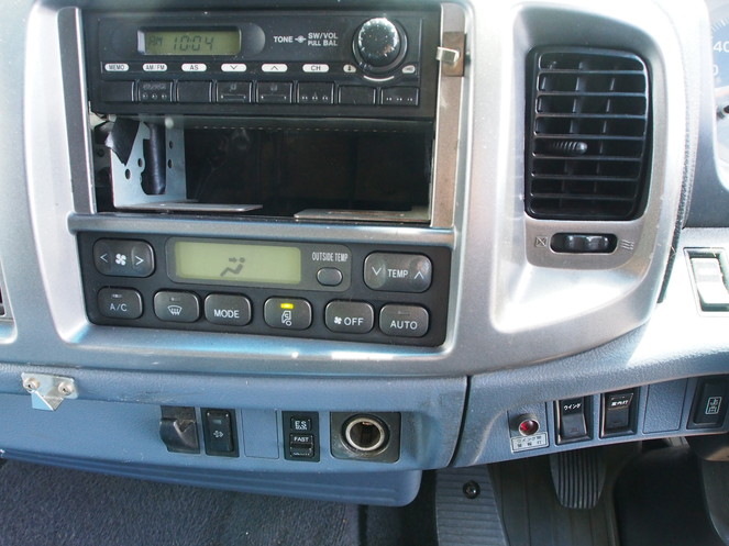 日野 レンジャー ウイング車 中型 PB-FD8JPFA 年式 H17[写真15]