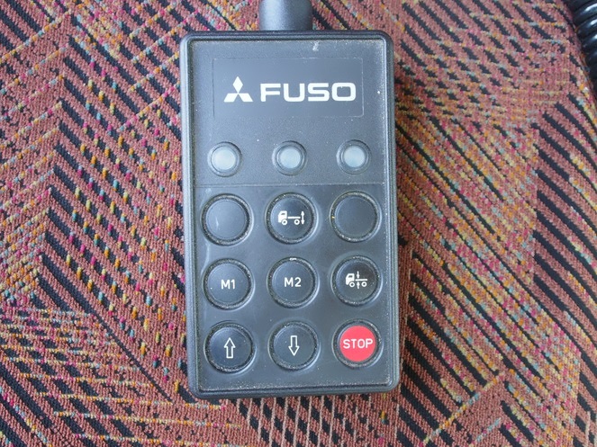 三菱ふそう ファイター 冷凍バン 中型 PA-FK64F 年式 H18[写真08]