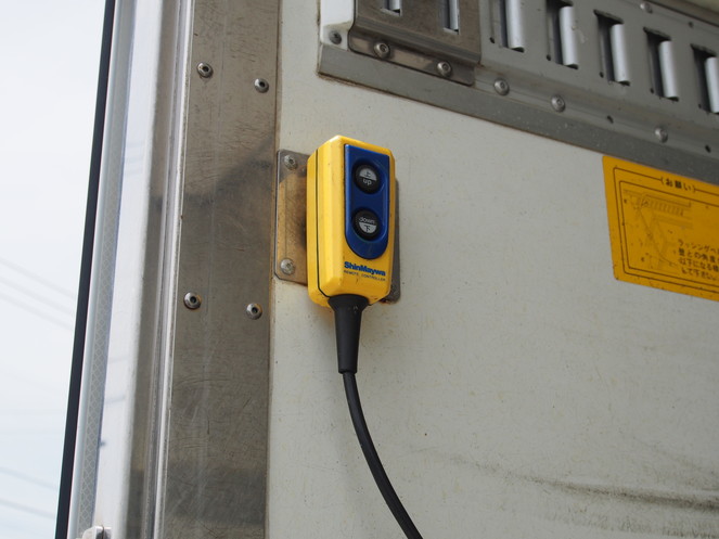 いすゞ フォワード 冷凍バン 中型 PDG-FRR34T2 年式 H20[写真17]