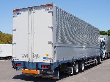 いすゞ ギガ ウイング車 大型 PKG-CYJ77W8 年式 H22 [写真06]