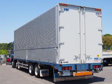 いすゞ ギガ ウイング車 大型 PKG-CYJ77W8 年式 H22 [写真05]