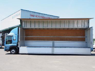 いすゞ ギガ ウイング車 大型 PKG-CYJ77W8 年式 H22 [写真10]