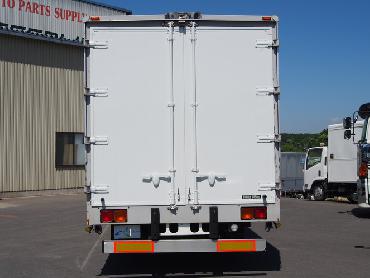 三菱ふそう ファイター ウイング車 中型 PA-FK61F 年式 H18 [写真06]