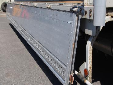 三菱ふそう ファイター ウイング車 中型 PA-FK61F 年式 H18 [写真18]