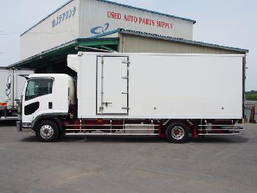 いすゞ フォワード 冷凍バン 中型 PDG-FRR34T2 年式 H20 [写真09]