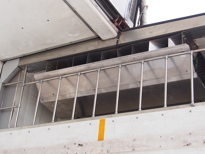 三菱ふそう スーパーグレート 冷凍ウイング 大型 KL-FS54JVZ 年式 H14[写真13]