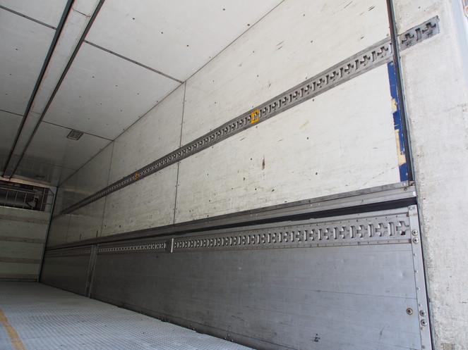 三菱ふそう スーパーグレート 冷凍ウイング 大型 KL-FS54JVZ 年式 H14[写真18]