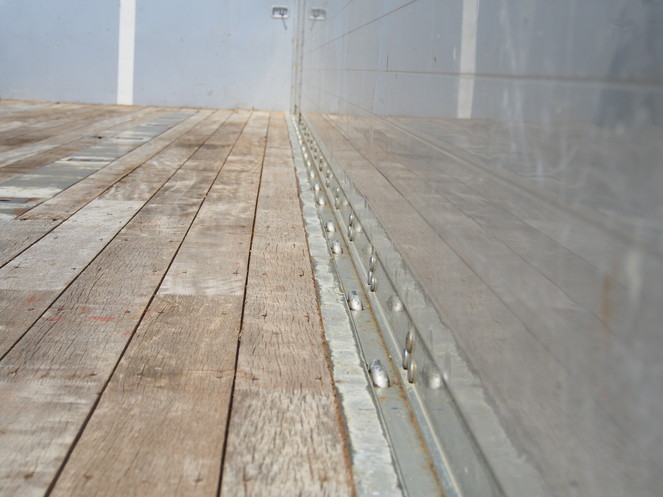 三菱ふそう スーパーグレート 平ボディ 大型 BKG-FS54JZ 年式 H22[写真16]