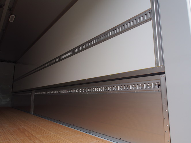 三菱ふそう スーパーグレート ウイング車 大型 QPG-FS64VZ 年式 H27[写真09]