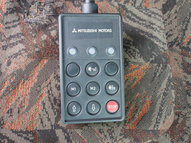 三菱ふそう スーパーグレート 冷凍ウイング 大型 KL-FS54JVZ 年式 H14[写真23]