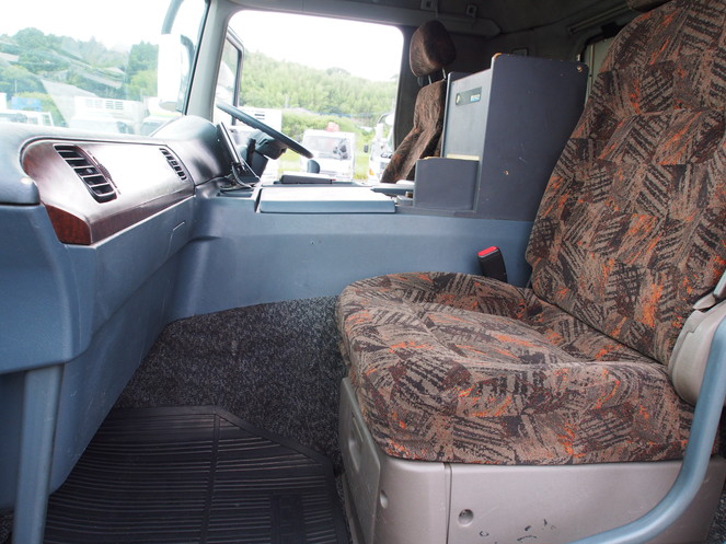 三菱ふそう スーパーグレート 冷凍ウイング 大型 KL-FS54JVZ 年式 H14[写真25]