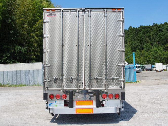 いすゞ フォワード 冷凍バン 中増t PKG-FSR34T2 年式 H22[写真10]