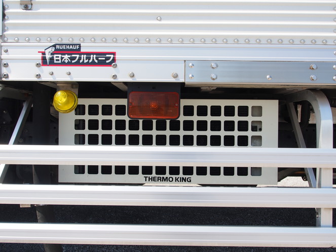 いすゞ フォワード 冷凍バン 中増t PKG-FSR34T2 年式 H22[写真33]