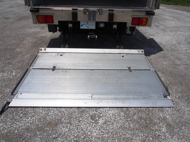 日野 レンジャープロ 冷凍バン 中型 TKG-FD9JLAA 年式 H24[写真15]