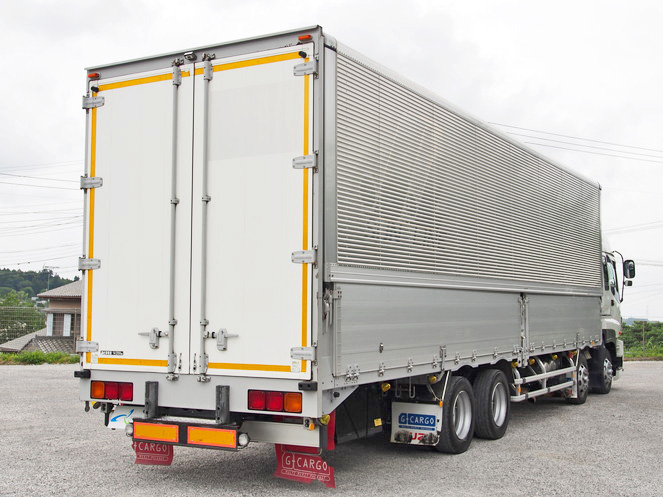 いすゞ ギガ ウイング車 大型 PKG-CYJ77W8 年式 H19[写真06]