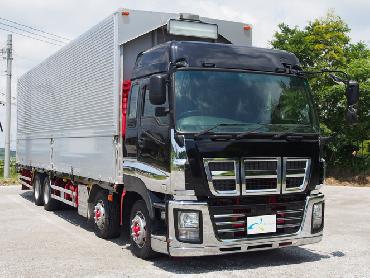 いすゞ ギガ ウイング車 大型 LKG-CYJ77A 年式 H22 [写真01]