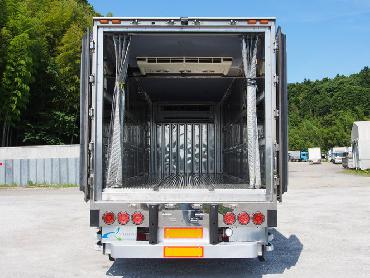 いすゞ フォワード 冷凍バン 中増t PKG-FSR34T2 年式 H22 [写真12]