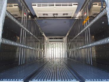 いすゞ フォワード 冷凍バン 中増t PKG-FSR34T2 年式 H22 [写真16]