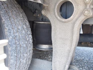 いすゞ フォワード 冷凍バン 中増t PKG-FSR34T2 年式 H22 [写真32]