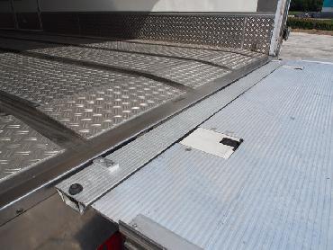 日野 レンジャープロ 冷凍バン 中型 BKG-FD7JMYA 年式 H22 [写真17]