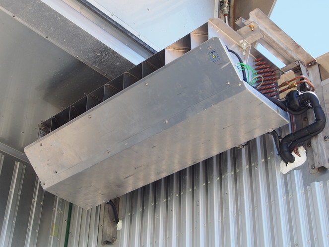 日野 グランドプロフィア 冷凍ウイング 大型 BKG-FR1EZYJ 年式 H22[写真17]