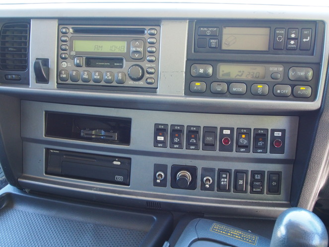 日野 グランドプロフィア 冷凍ウイング 大型 BKG-FR1EZYJ 年式 H22[写真29]