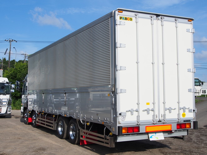 いすゞ ギガ ウイング車 大型 PKG-CYJ77W8 年式 H21[写真05]