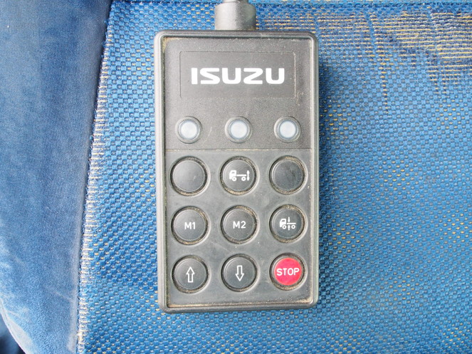 いすゞ ギガ ウイング車 大型 PKG-CYJ77W8 年式 H21[写真19]