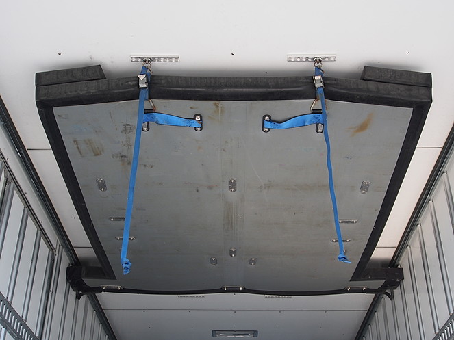 三菱ふそう スーパーグレート 冷凍バン 大型 QKG-FU54VZ 年式 H24[写真15]