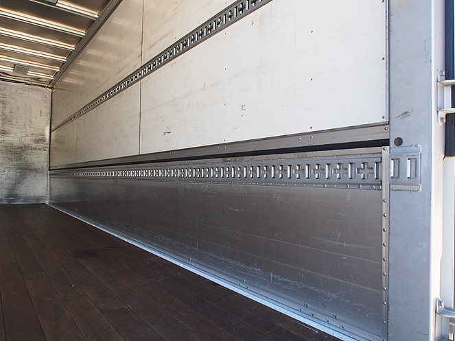 三菱ふそう ファイター ウイング車 中型 PDG-FK64F 年式 H22[写真14]