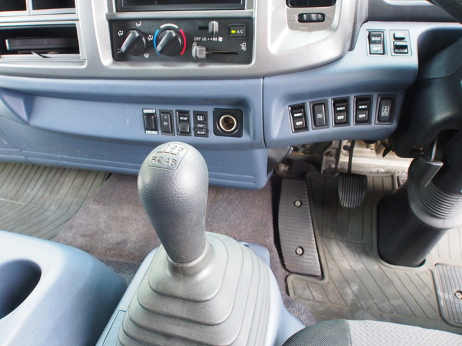 日野 レンジャー ウイング車 中型 BKG-FD7JLYA 年式 H20[写真17]